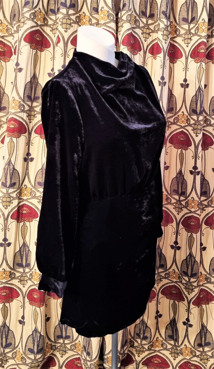 fitted lace wedding dress Zara black velvet mini dress – The Frockery
