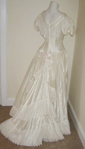 SOLD: 80s vintage ivory Ronald Joyce designer wedding dress
