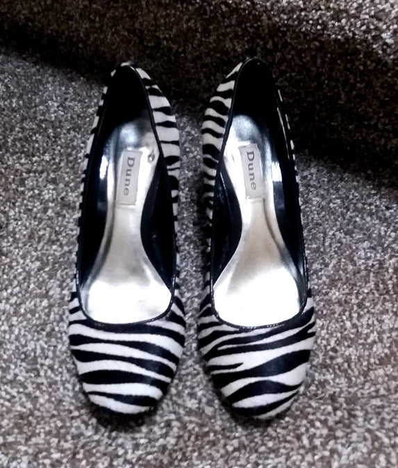 Dune deals zebra shoes