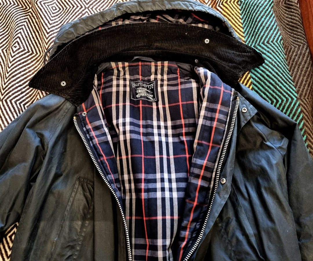 Burberrys vintage navy waxed jacket with hood - Main Image