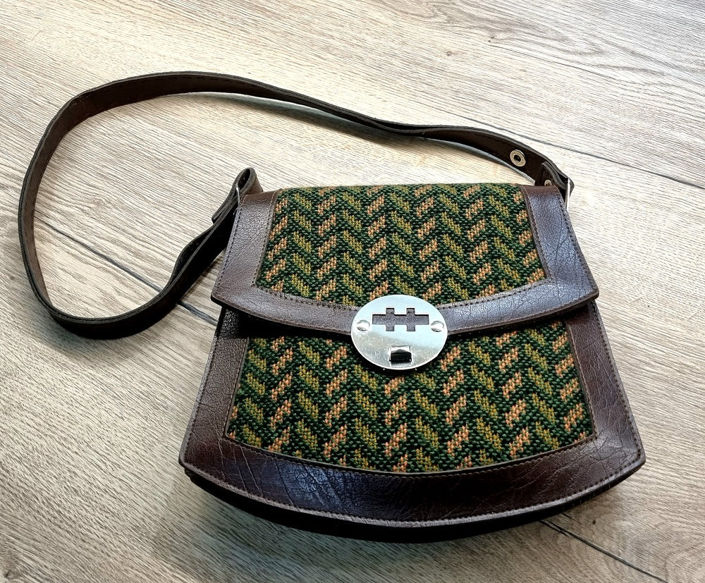 Vintage 70s Faux Leather Square Shoulder Bag Green purchases