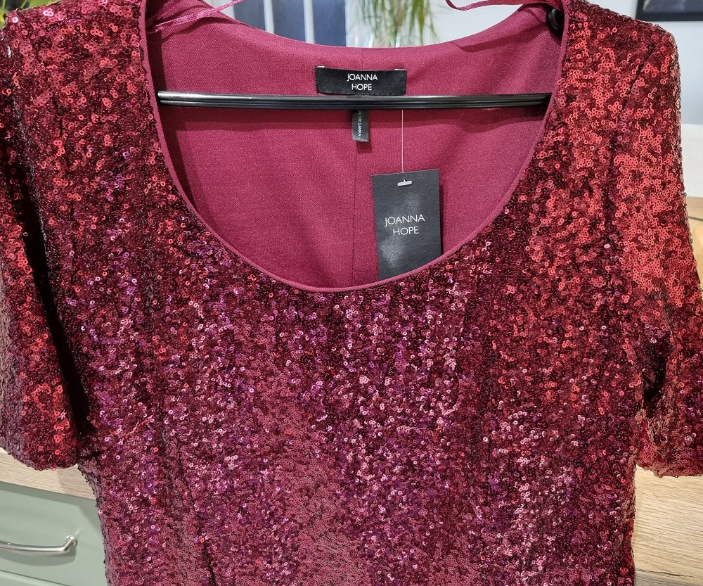 Joanna Hope red sequinned cocktail occasion dress – The Frockery