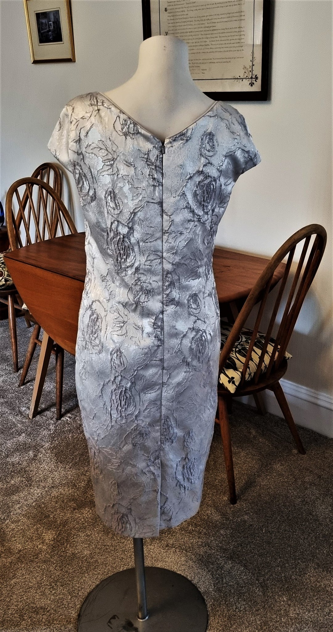 jacques vert grey dress Jacques Vert | Dresses | Nwt Jacques Vert Uk Taupe Gray Shimmer Sleeveless Midi Sheath Dress Size 4 18
