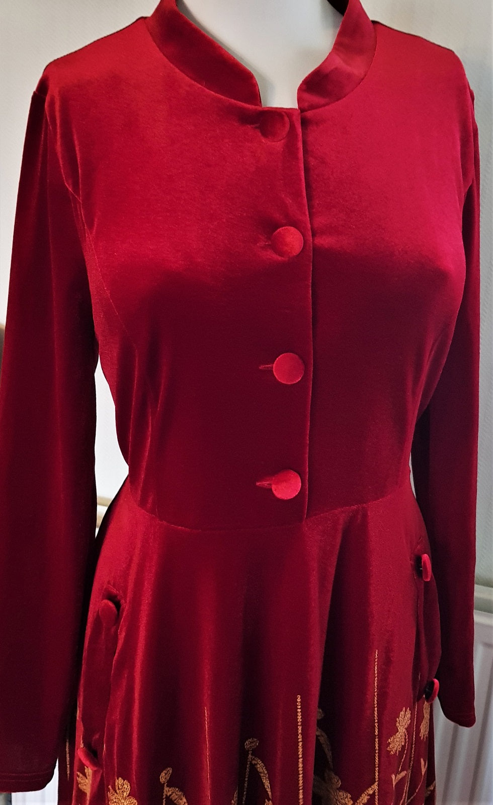 open lace back dress Red and gold embroidered velvet dress – The Frockery