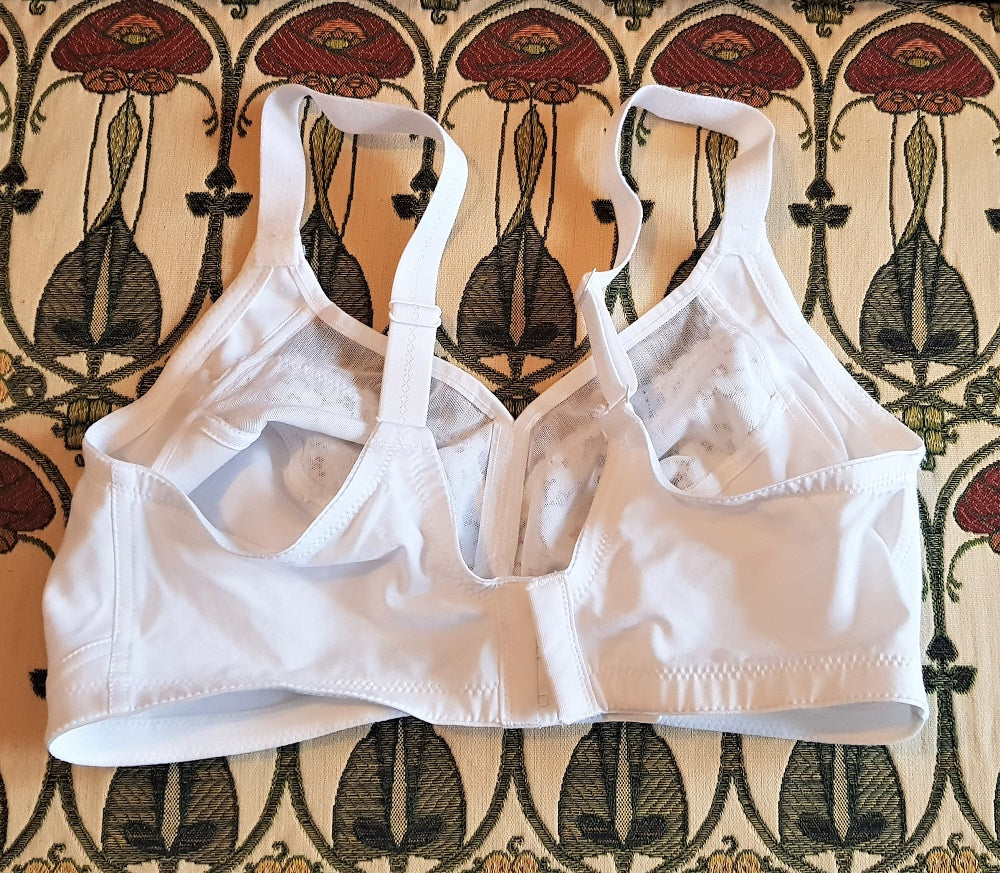 M&S white cotton bra (boxed)