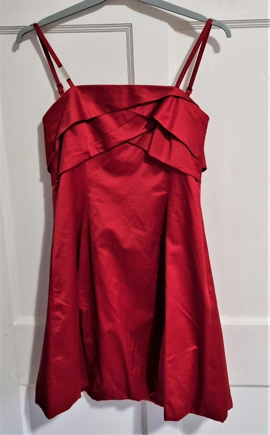 Karen Millen red satin mini dress – The Frockery