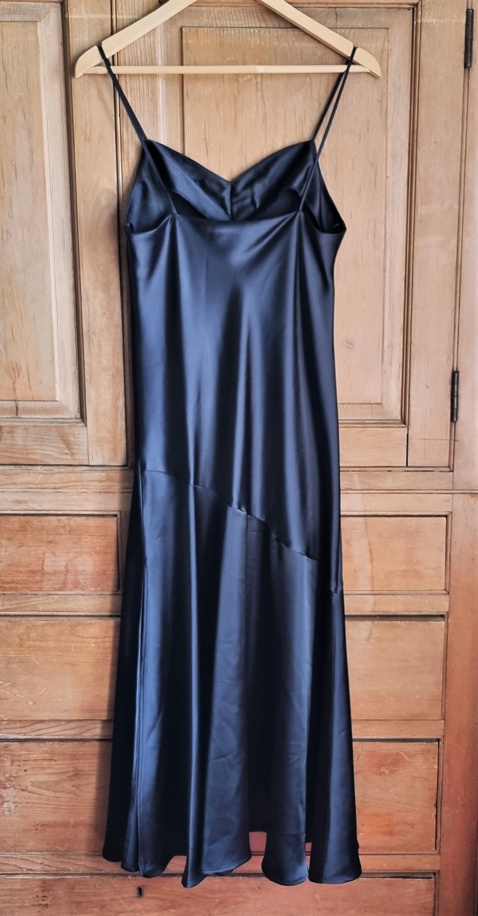 topshop black satin slip dress Topshop Cowl Back Satin Slipdress, Size 4 US (fits like 0-2)