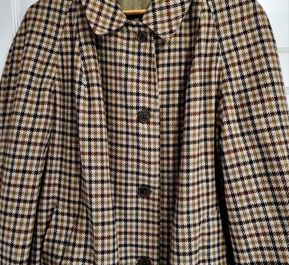 Vintage Burberrys reversible dogtooth tweed and beige cotton overcoat