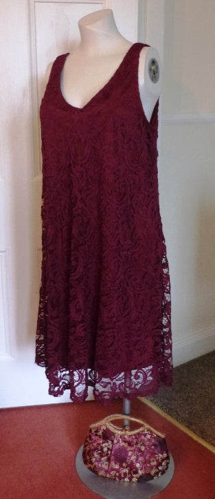Ronni Nicole wine lace swing dress – The Frockery
