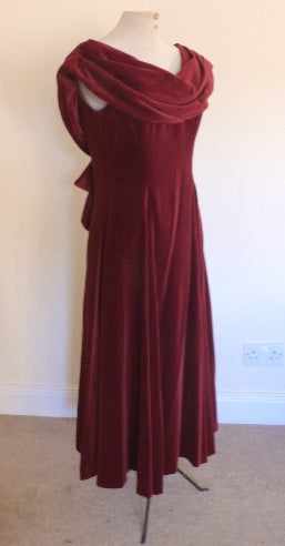 Vintage Monsoon berry red velvet cocktail dress with back bow – The Frockery