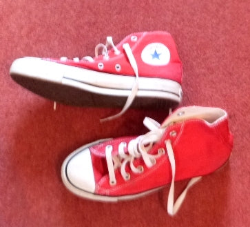SOLD: Converse All Stars red baseball boots