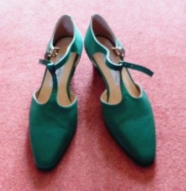 Laura Ashley emerald green dress shoes – The Frockery