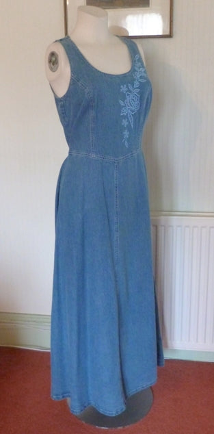 knee length dresses for ladies Boho Maxi Dress with Long Sleeves main image 0